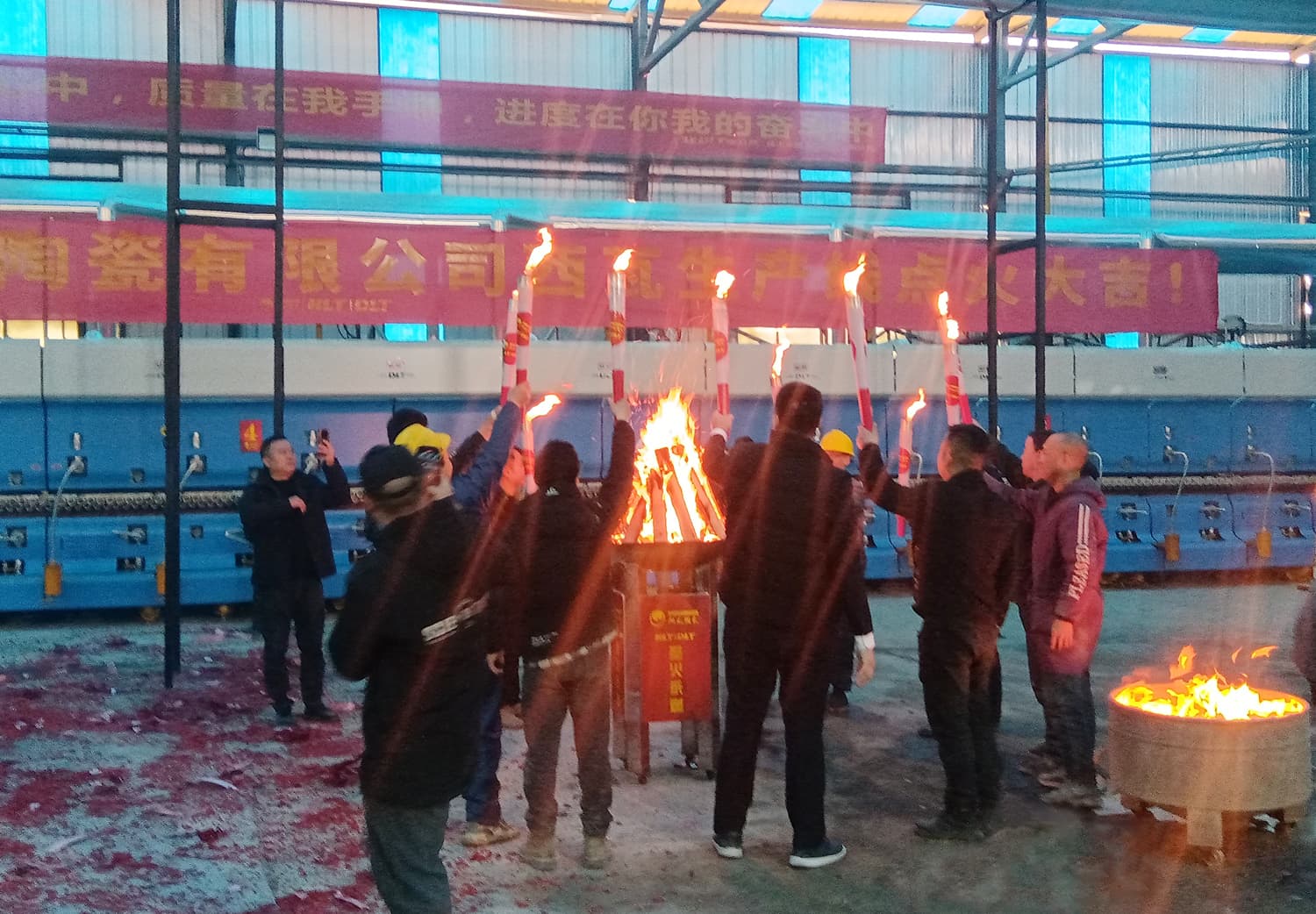 力泰陶机争分夺秒赴春程，阳光陶瓷西瓦双线启新篇